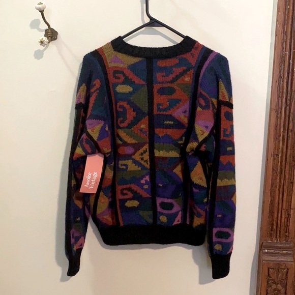 {Awoke Vintage} Sweater. - Picture 2 of 6